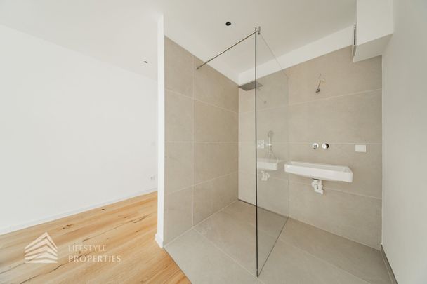 Smart-Luxus Traumhaus – Exklusives Wohnen im grünen Paradies, mit Stil, Eleganz & maximalem Komfort - Photo 1