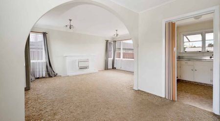 Central living made easy - Photo 2