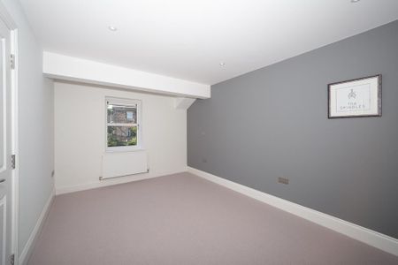 4 bedroom townhouse to rent - Photo 5