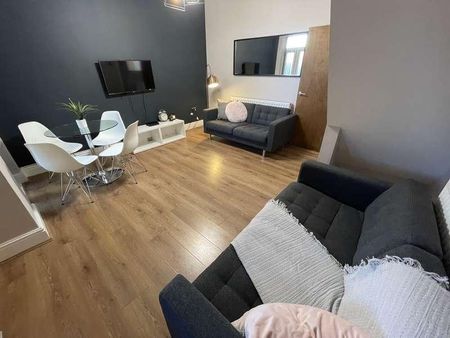 Birstall Road, L6 - Photo 2