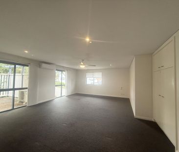 2/35 Morehead Street LAMBTON NSW 2299 - Photo 4