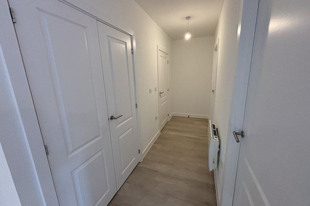 Griffiths Close - Photo 1