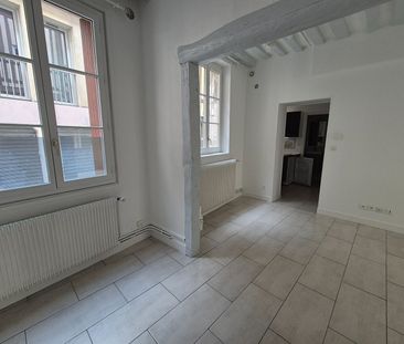 Location Appartement 3 pièces 44m² ROUEN 76000 - Photo 2