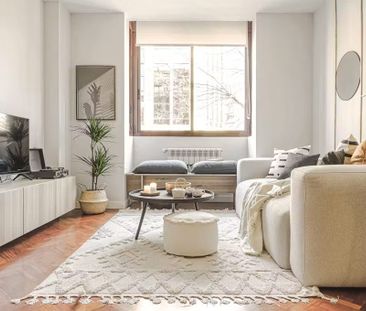Calle de Trafalgar, Madrid, Community of Madrid 28010 - Foto 3