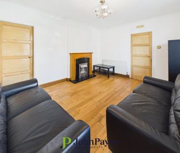 3 bedroom semi-detached house to rent - Photo 2
