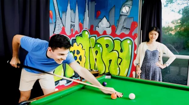 Seven Bedroom Apartment - Photo 1