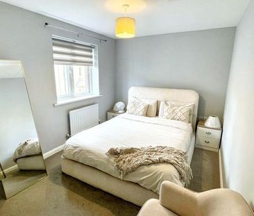 2 bedroom coach house to rent - Photo 3