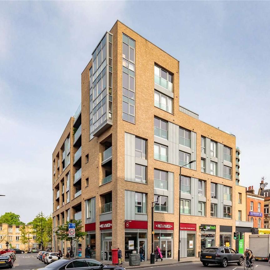Boleyn Road, Hackney, London, N16 8EP - Photo 1