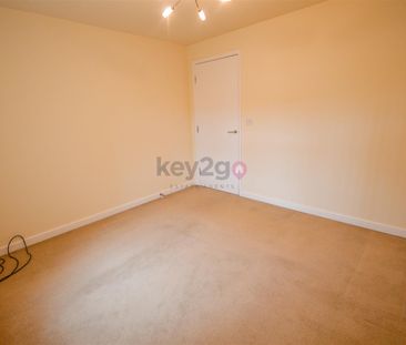 Kirkby View, S12 - Photo 2