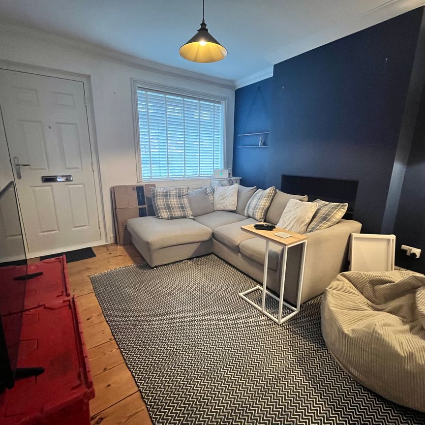 Springfield Road, Chelmsford - Photo 1