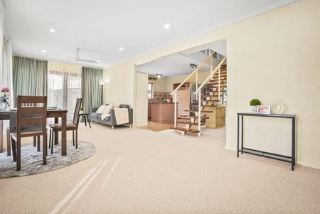 Helena Avenue, Emerton NSW 2770 - House For Rent | Domain - Photo 2
