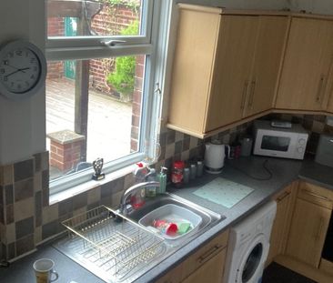 2 Bed Terraced House, Newent Lane, S10 - Photo 5