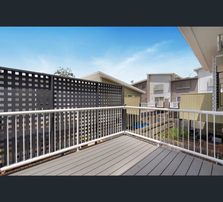 1/59-63 Mary Street, Kingston, Qld 4114 - Photo 1