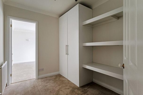 3 bedroom end of terrace house to rent - Photo 1