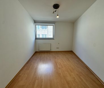 Instapklaar 2 slpk appartement nabij centrum Geel. - Foto 2