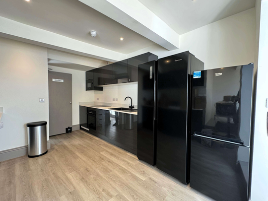 Property has been redesigned to meet the preferences of all individuals. - Photo 1