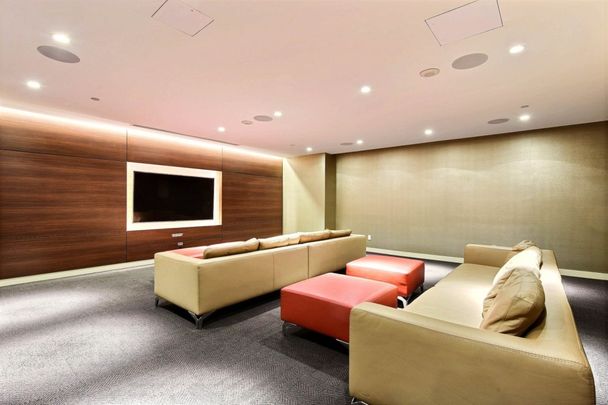 Appartement à louer - Montréal (Ville-Marie) (Mille Carré Doré) - Photo 1