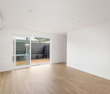 Stunning New Build Home on Claymore Street - Photo 4