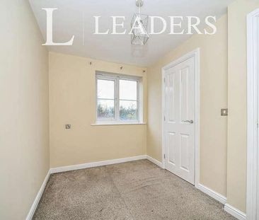 Crowe Road, Bedford, MK40 - Photo 6