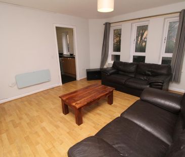 2 bedroom flat to rent - Photo 6