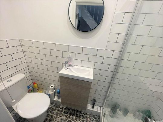 4 bedroom house to rent - Photo 1