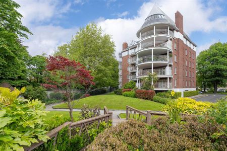 66 The Sweepstakes, Ballsbridge, Dublin 4 - Photo 3