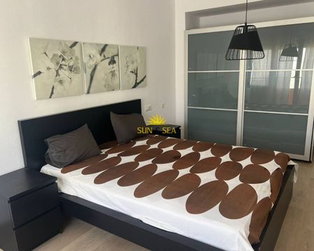 4 BEDROOM APARTMENT - ALICANTE - Photo 4