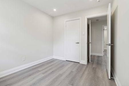 For Lease - 19 Queen Street Unit# 3, Mississauga, Ontario - Photo 4