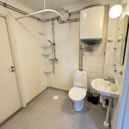 BISKOPSKULLA LANDSBERGA, Örsundsbro - Photo 5