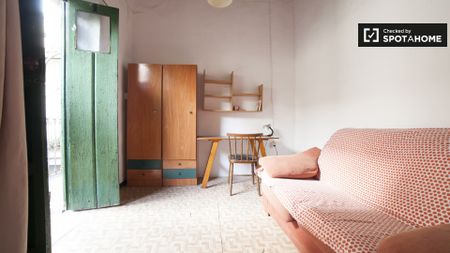 seville, Andalusia 41003 - Photo 2