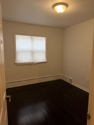 For Lease - 2 Rowley Avenue Unit# Main Floor, Toronto, Ontario - Photo 5
