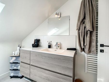 Recent appartement met 2 slaapkamers in doodlopende straat - Photo 3