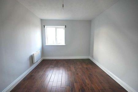 Tylers Court, Vicars Bridge Close, Wembley, HA0 - Photo 3