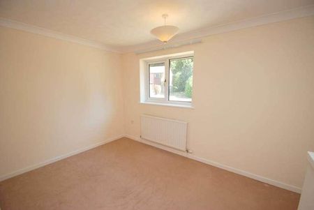 Deepdale, Brundall, NR13 - Photo 5