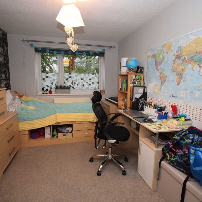 2 bed Flat for rent - Photo 1