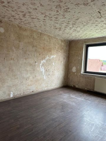 <h1 class="md:text-xl md:leading-6 mt-4 md:mt-10 lg:mb-6 mb-3 text-primary-500 font-semibold text-base leading-5"> Wohnung in Geismar </h1> - Photo 2