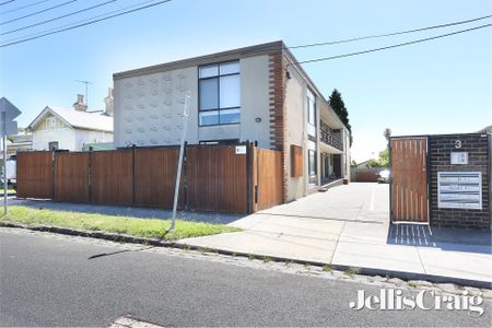 2/3 South Daly Street, Brunswick West - Photo 3