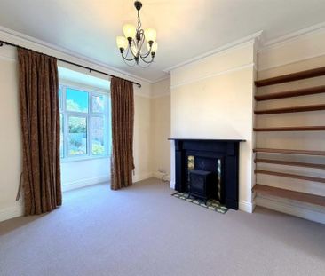 3 Bedroom Semi Detached To Let - Photo 2