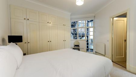 Strathmore Court, Park Road, Regents Park, London NW8 - Photo 4