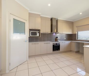 SHARE HOUSE/4 Jindalee Crescent - Photo 5