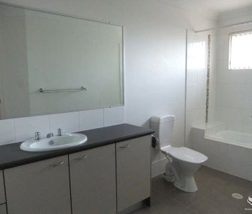 28/14 Fleet Street, Browns Plains QLD 4118 - Photo 3