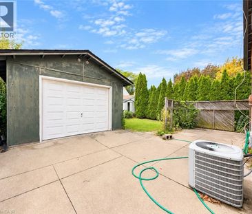 374 EAST 15TH Street, Hamilton, Ontario, L9A4G7 - Photo 4