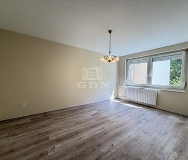 Kiadó jó állapotú panel lakás - Székesfehérvár - Fotó 2