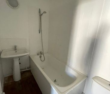 Location Appartement 1 pièce 32m² - Photo 3