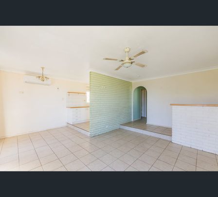 11 Nutcher Way, Parmelia, WA 6167 - Photo 1