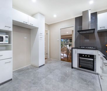 20 Taronga Court, Nunawading, Vic 3131 - Photo 4