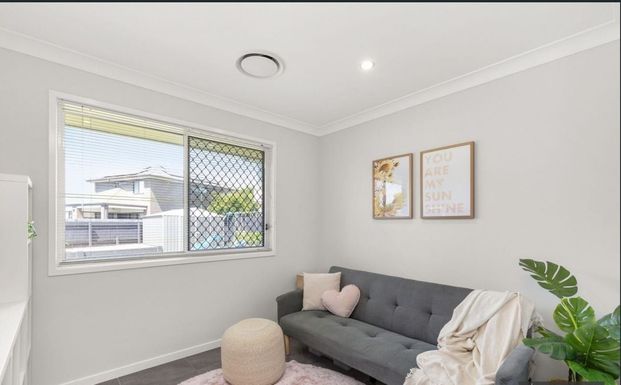 Modern and Luxurious in Capestone + Solar - Photo 1