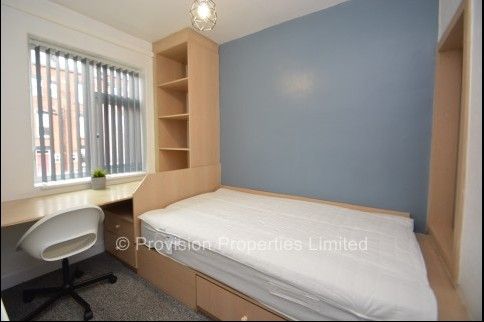 2 Bedroom Properties in Hyde Park - Photo 1