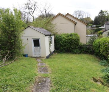 2 bedroom terraced house to rent - Photo 2