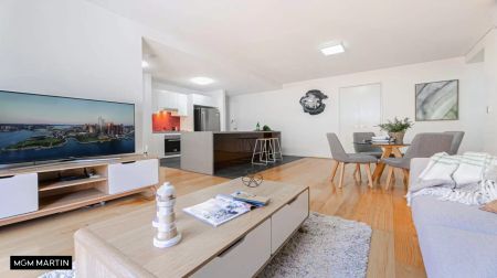 MGM MARTIN - AIR CONDITIONED TWO BEDROOM APARTMENT - Photo 2